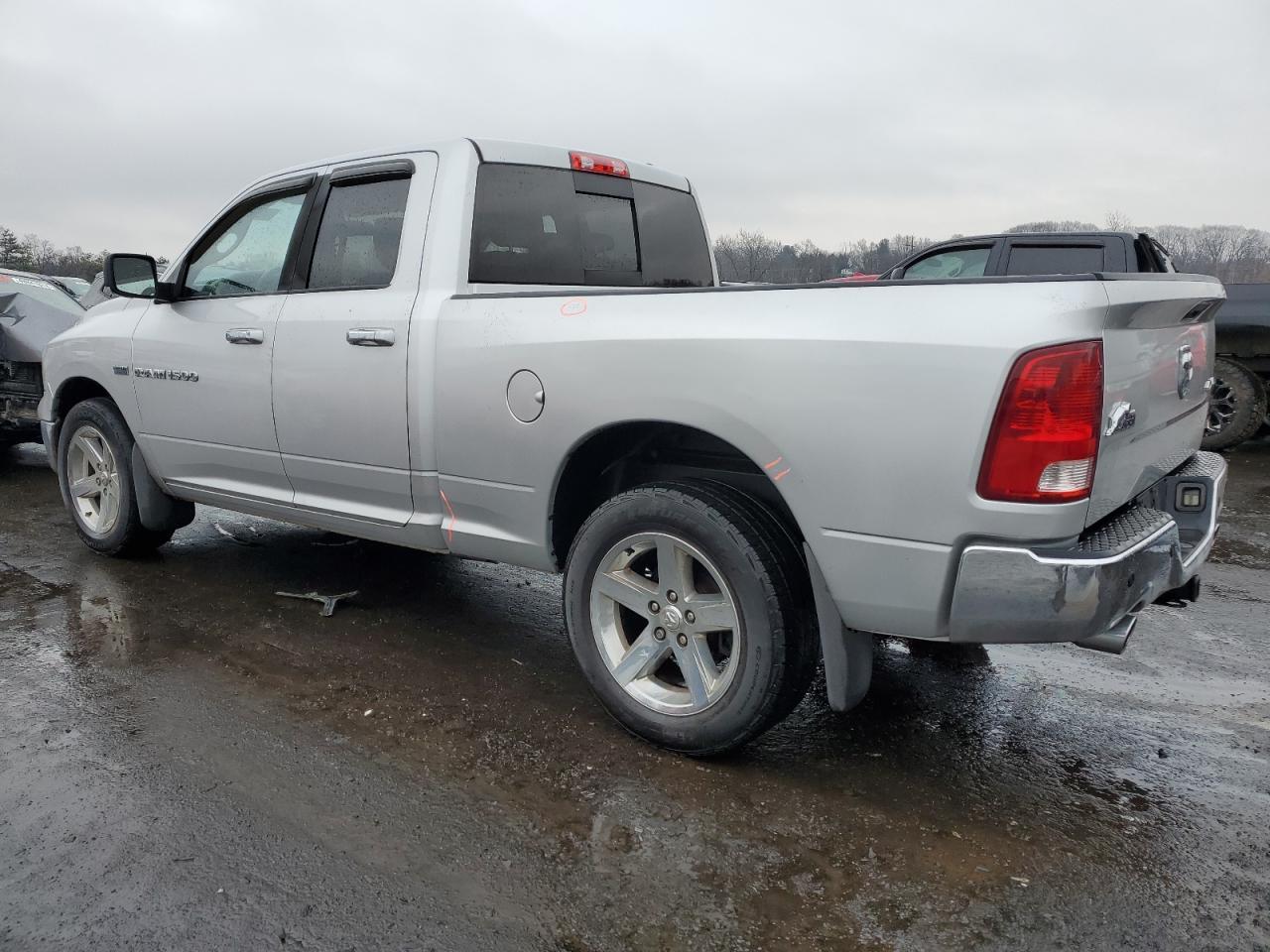 2011 Dodge Ram 1500 - Фото 2
