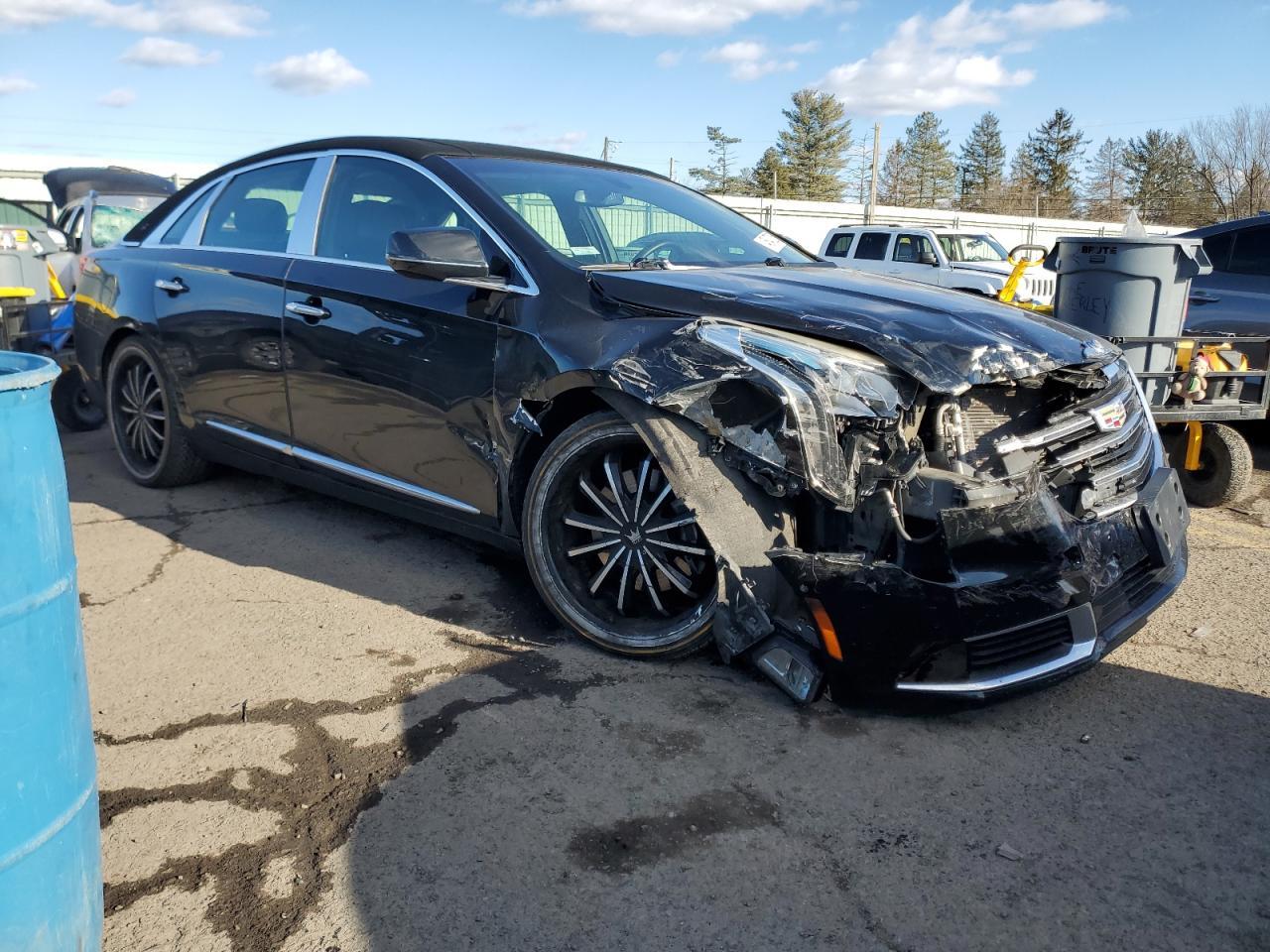 2018 Cadillac Xts Luxury - Image 4