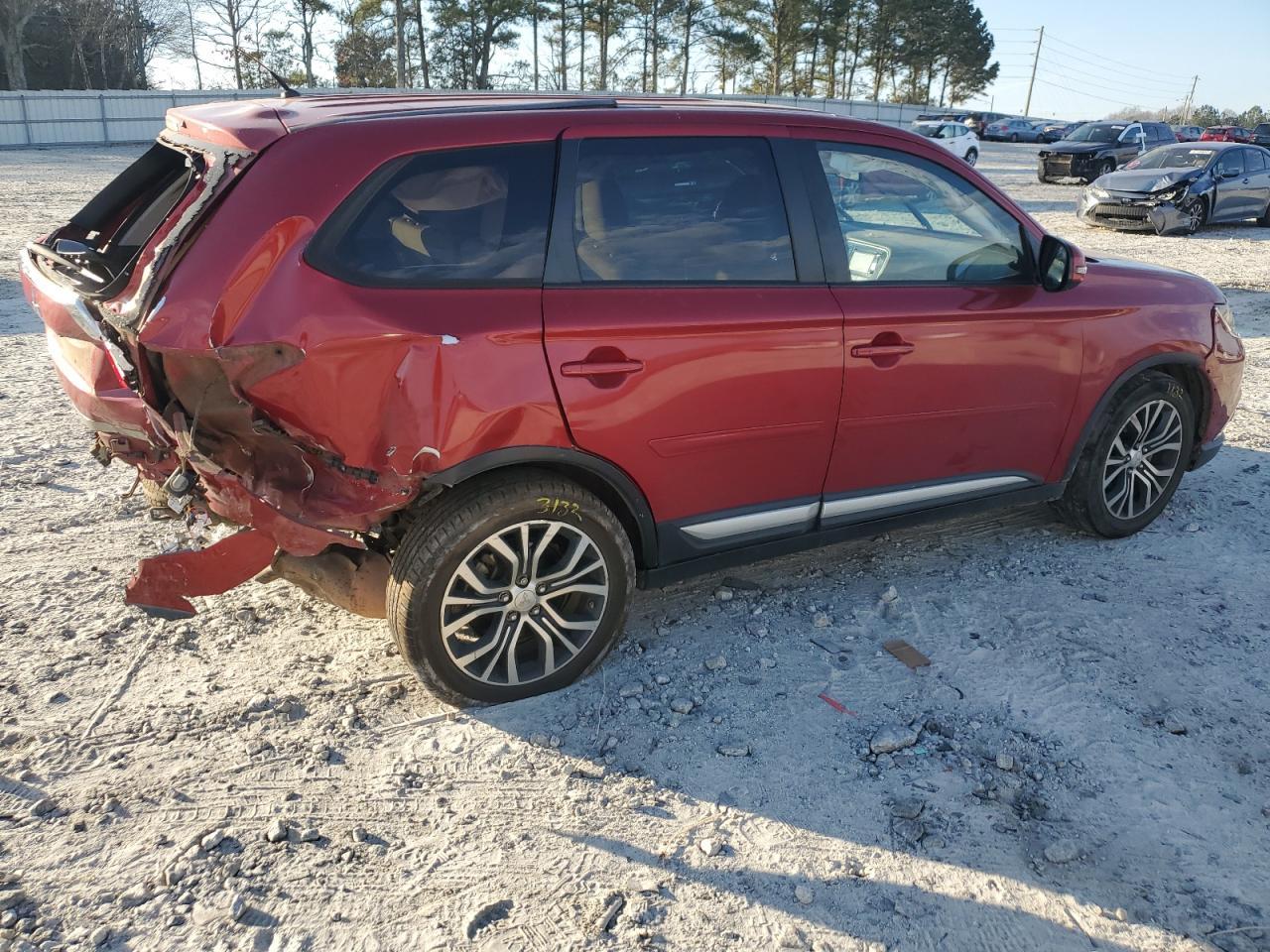 2016 Mitsubishi Outlander Se - Фото 3
