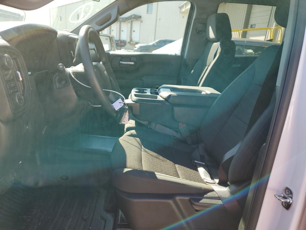 2025 Chevrolet Silverado K1500 - Image 7