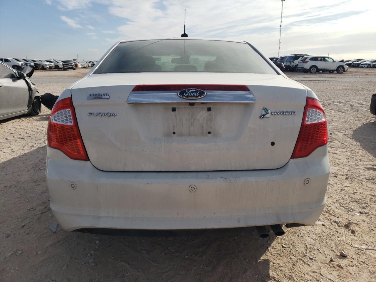 2012 Ford Fusion Hybrid - Фото 6