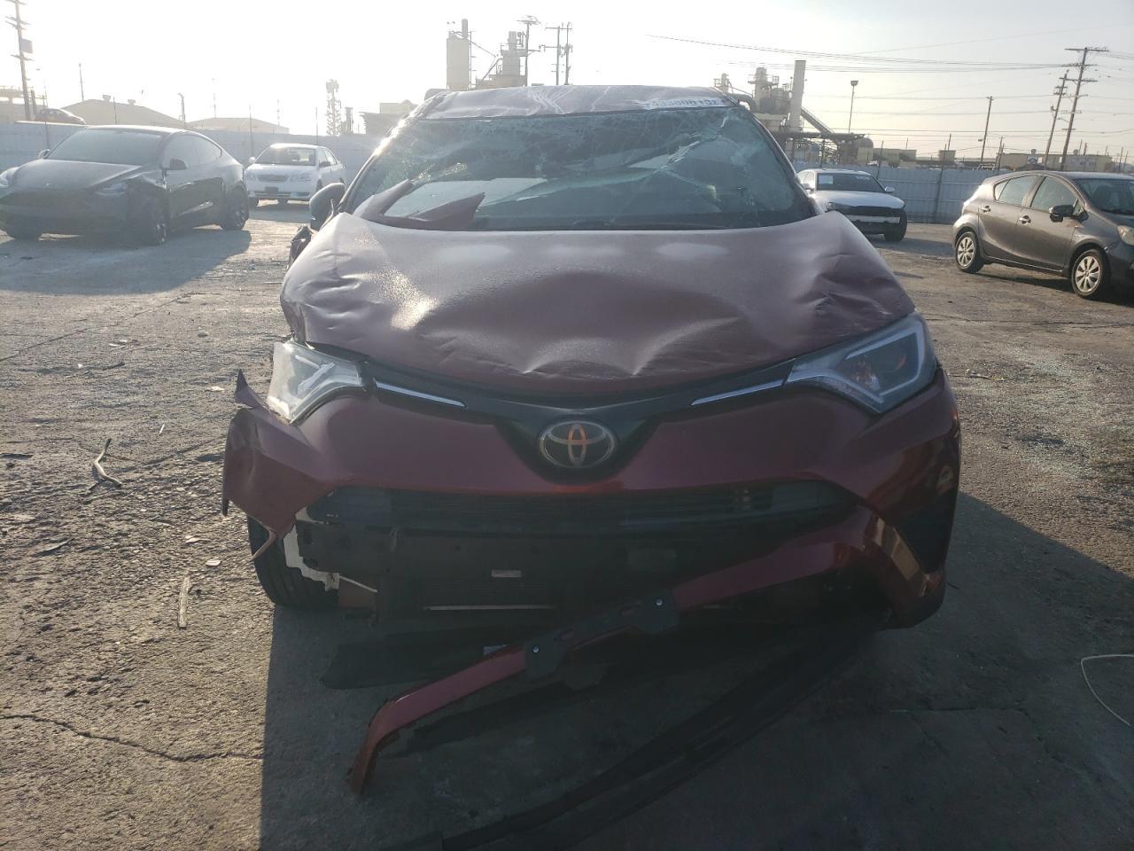 2018 Toyota Rav4 Le - Фото 5