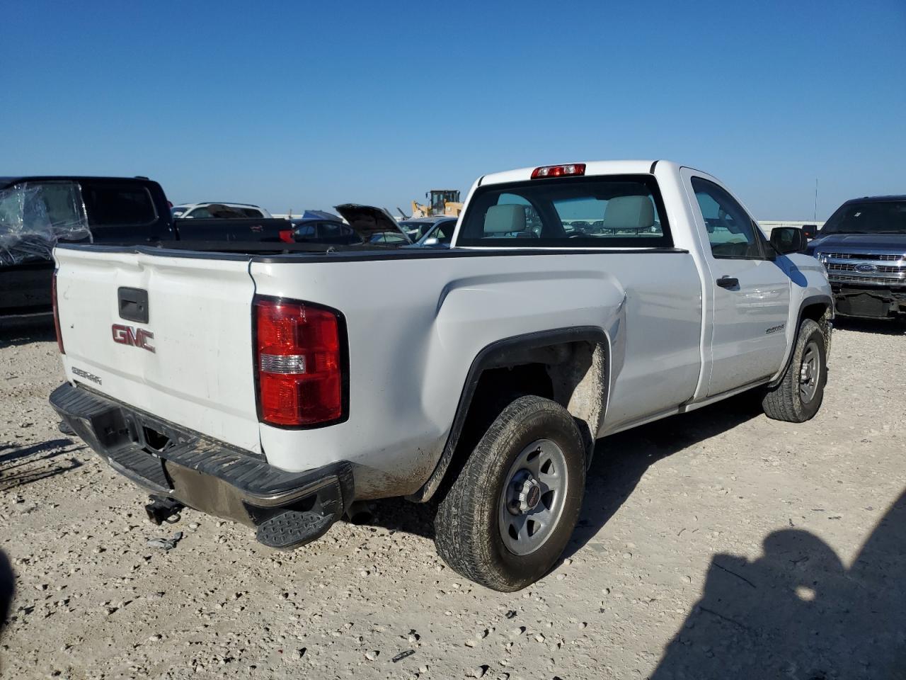2016 GMC Sierra C1500 - Image 3