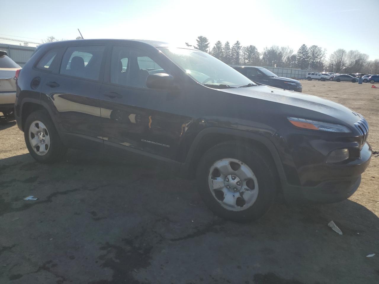 2014 Jeep Cherokee Sport - Image 4