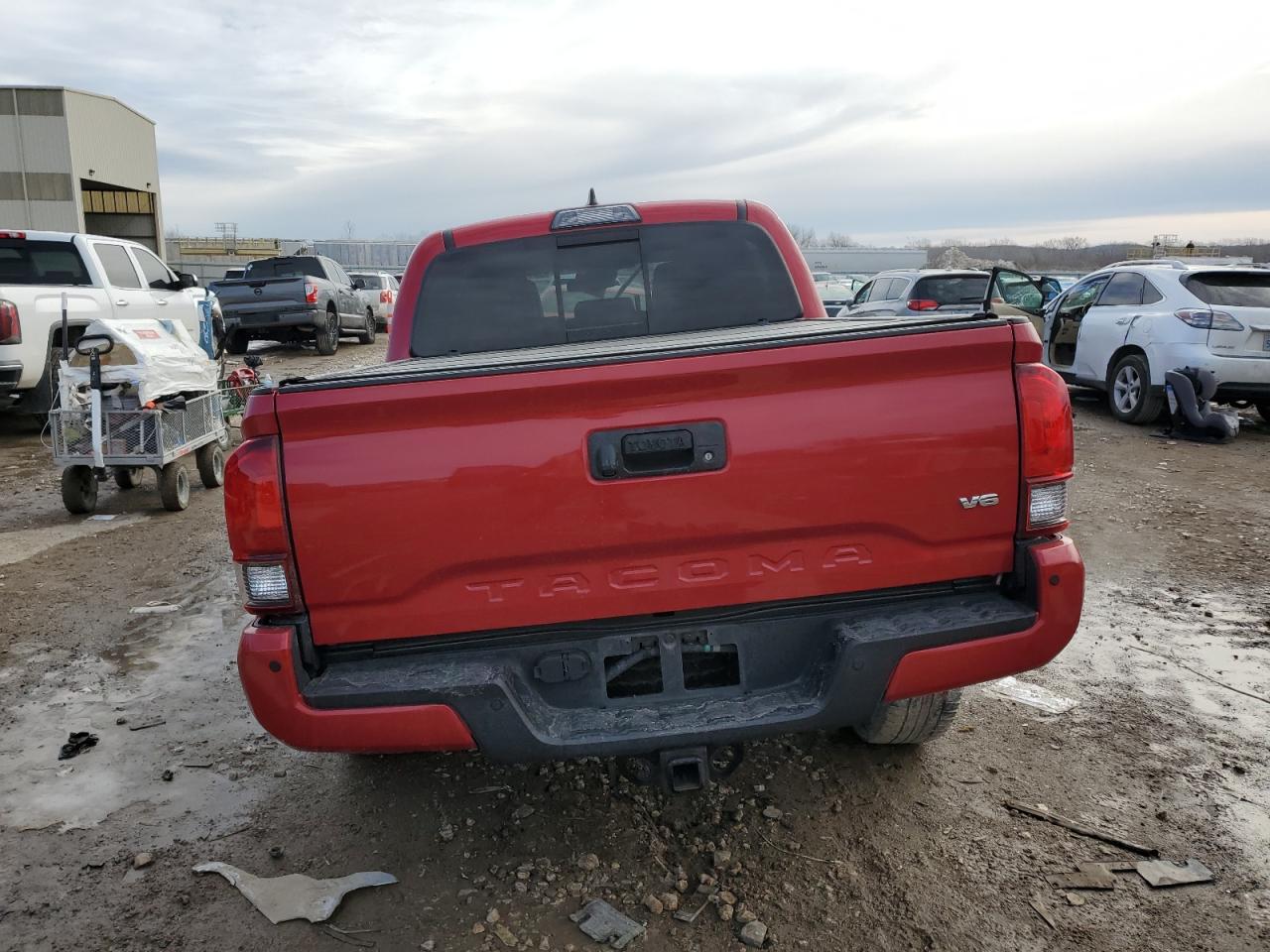 2018 Toyota Tacoma Double Cab - Фото 6