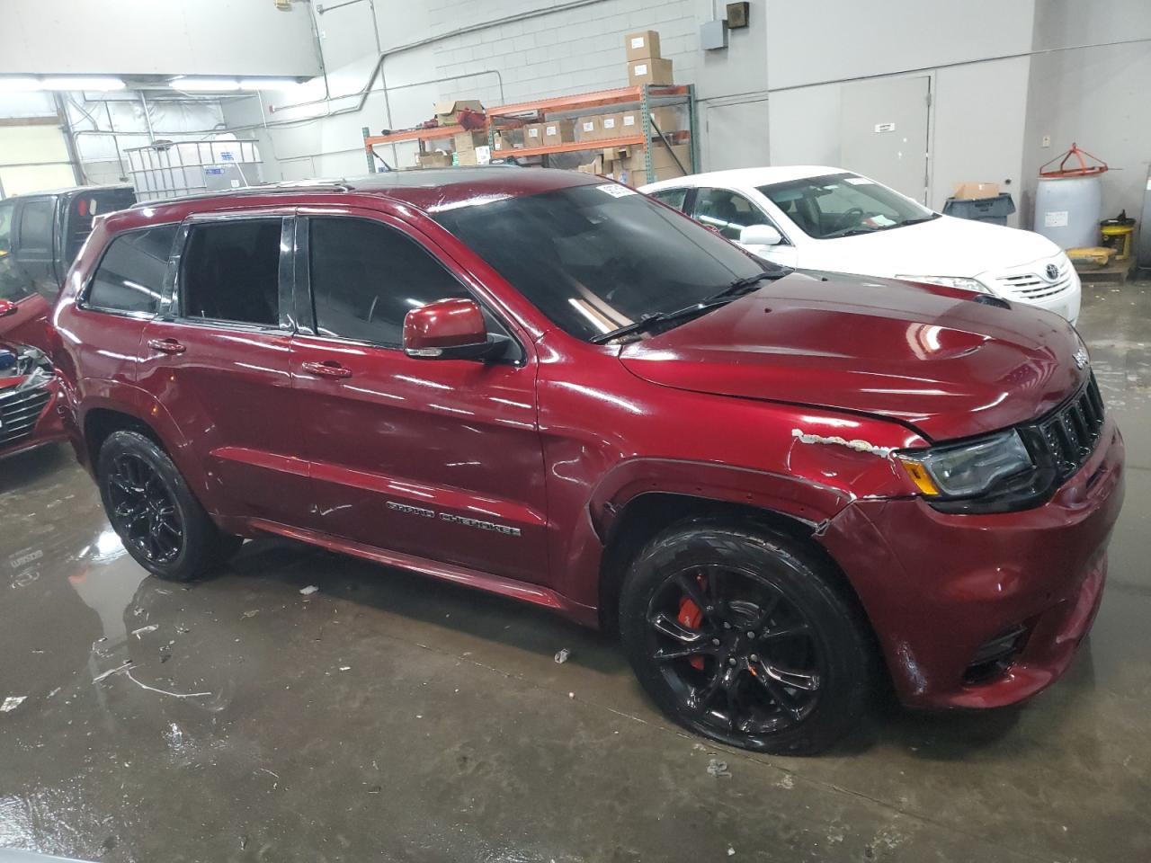 2017 Jeep Grand Cherokee Srt-8 - Фото 4