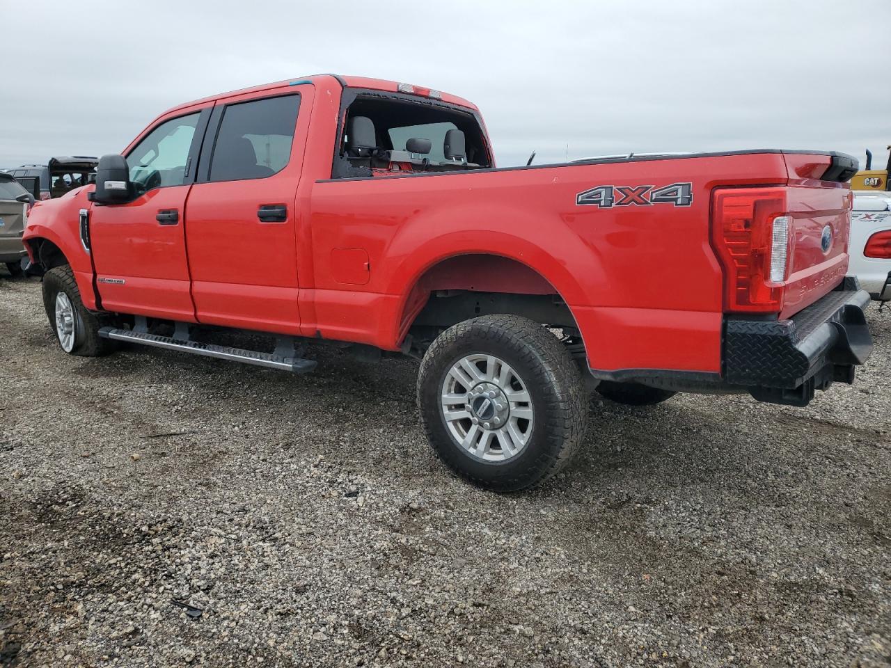 2017 Ford F250 Super Duty - Фото 3