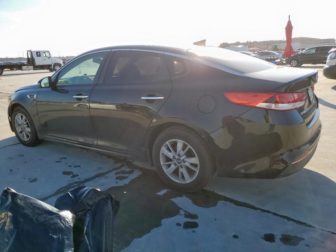 2017 Kia Optima Lx - Фото 2