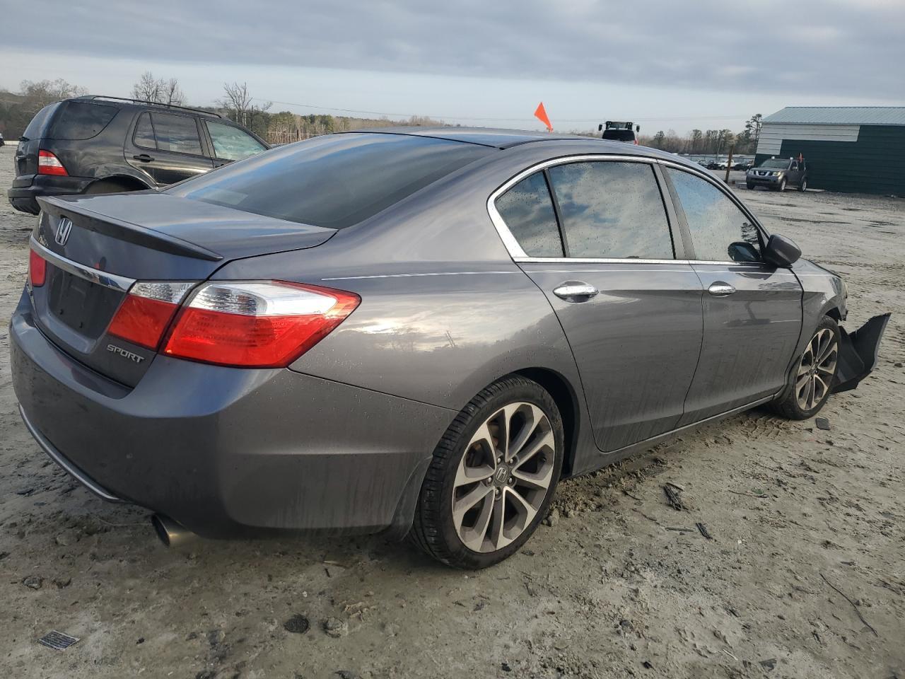 2013 Honda Accord Sport - Image 3