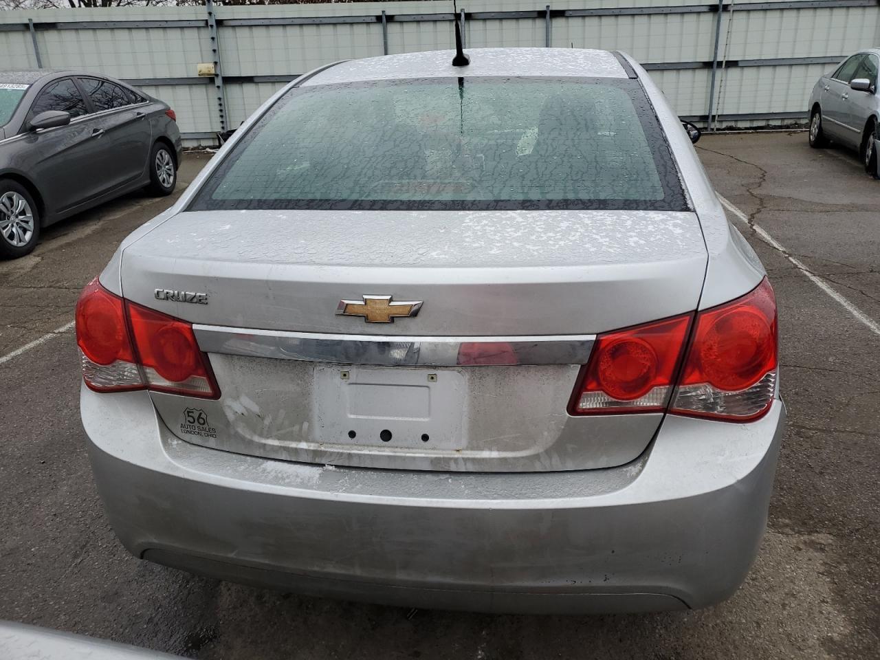 2012 Chevrolet Cruze Ls - Фото 6