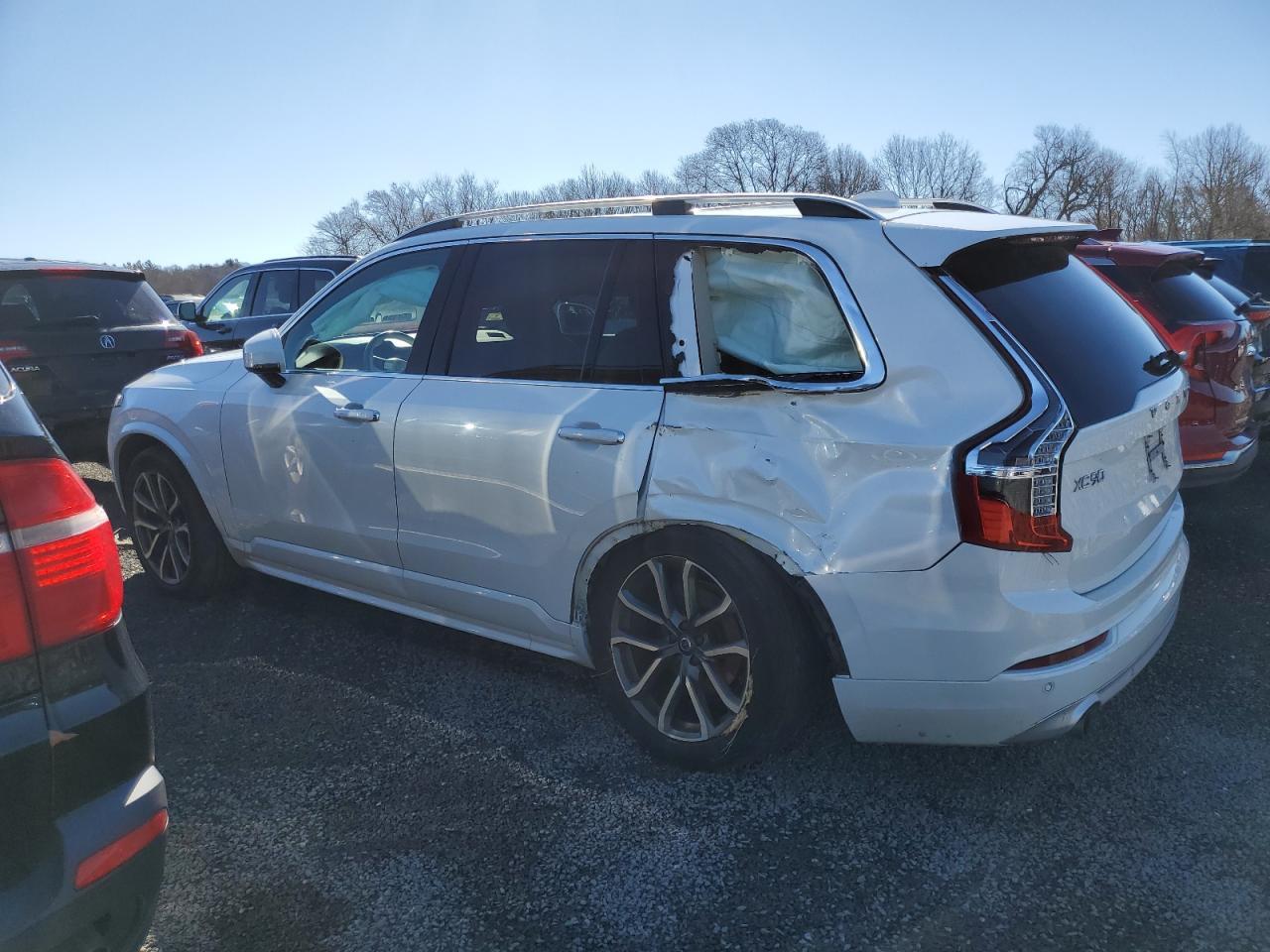 2019 Volvo Xc90 T5 Momentum - Image 2