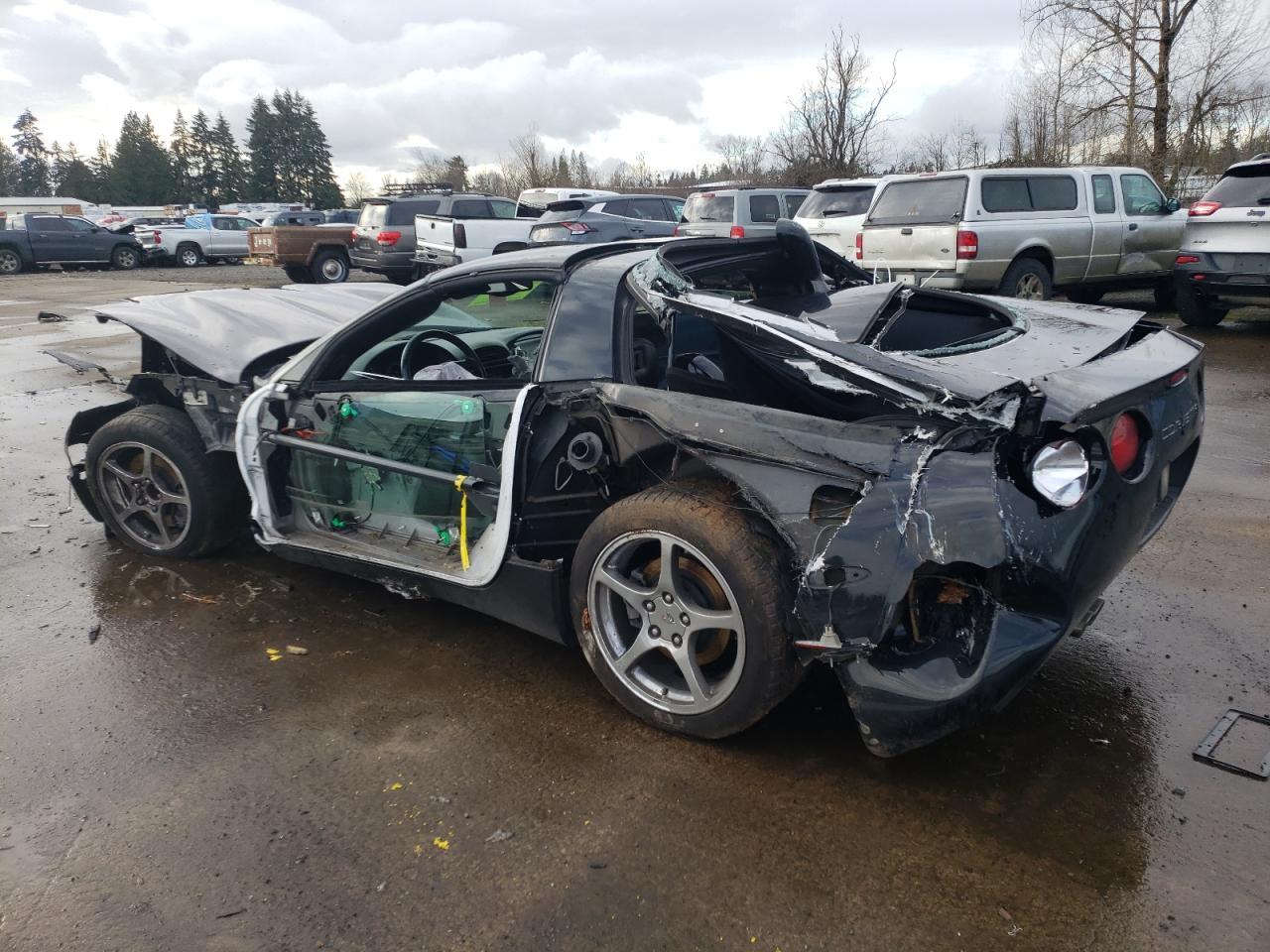 2004 Chevrolet Corvette - Фото 2