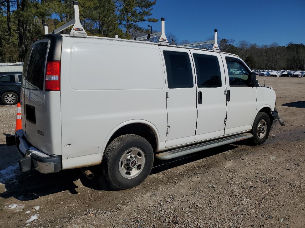 2020 GMC Savana G2500 - Фото 3