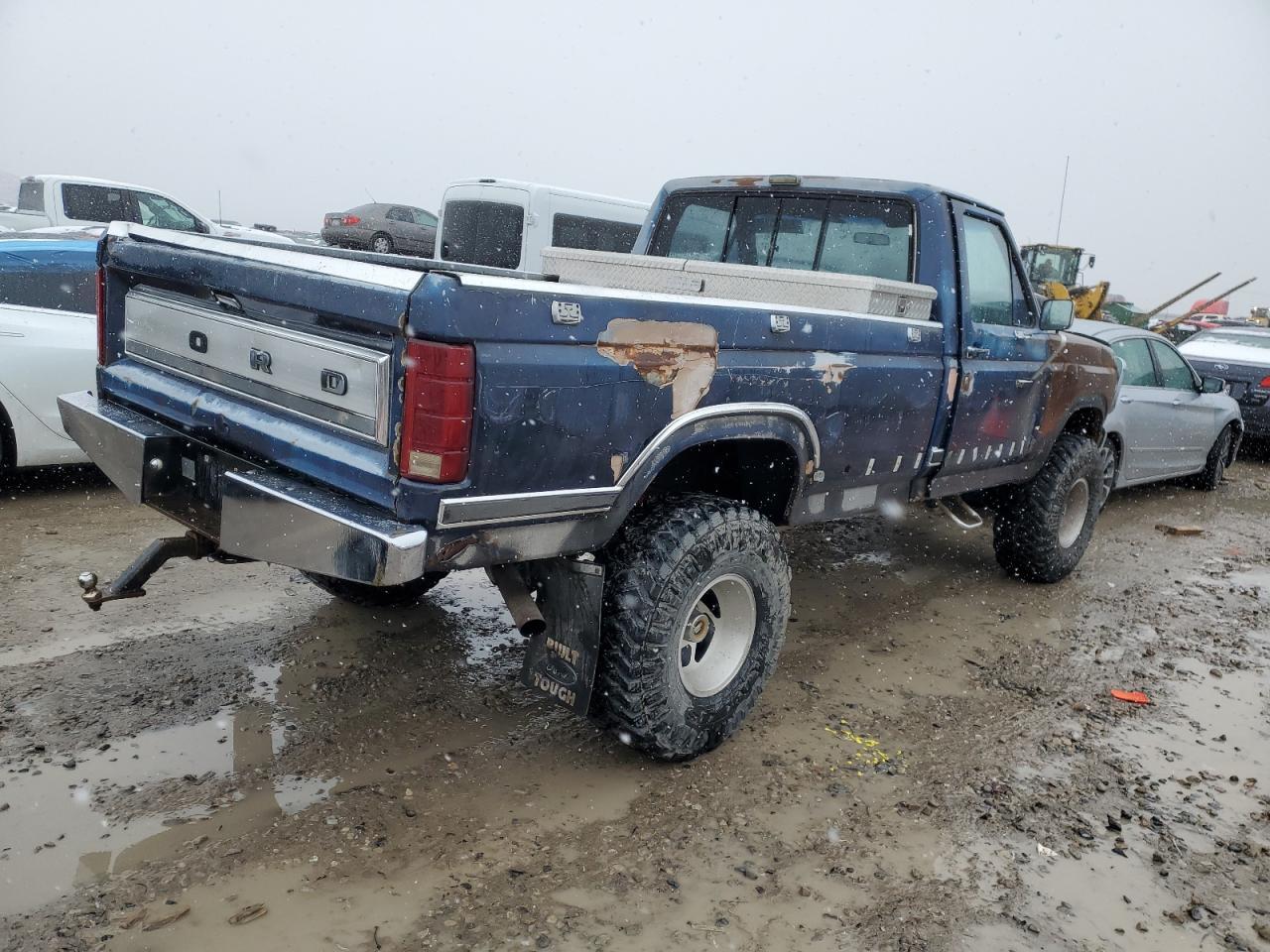 1983 Ford F150 - Фото 3