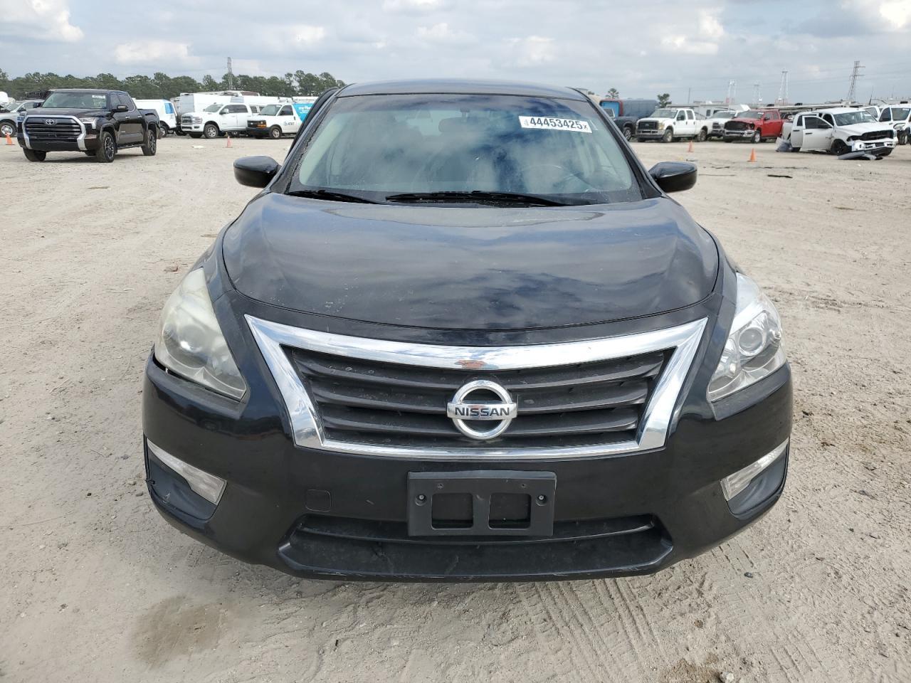 2013 Niss Altima 2.5 - Фото 5