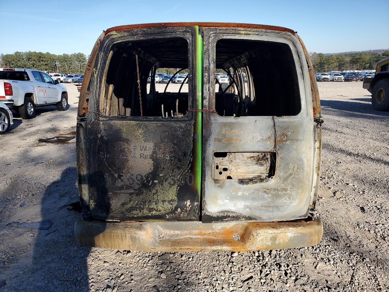 2004 Chevrolet Express G3500 - Image 6