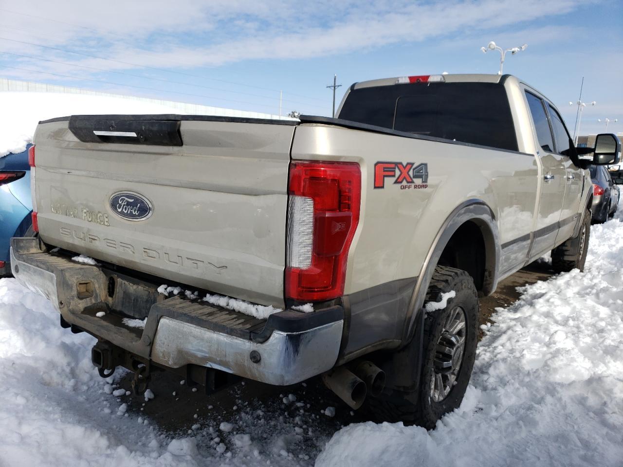 2018 Ford F350 Super Duty - Image 3