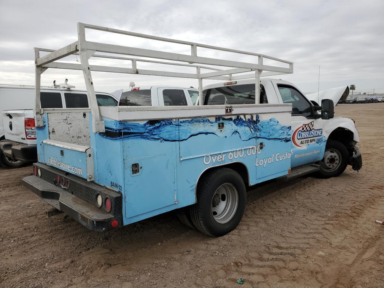2013 Ford F350 Super Duty - Фото 3