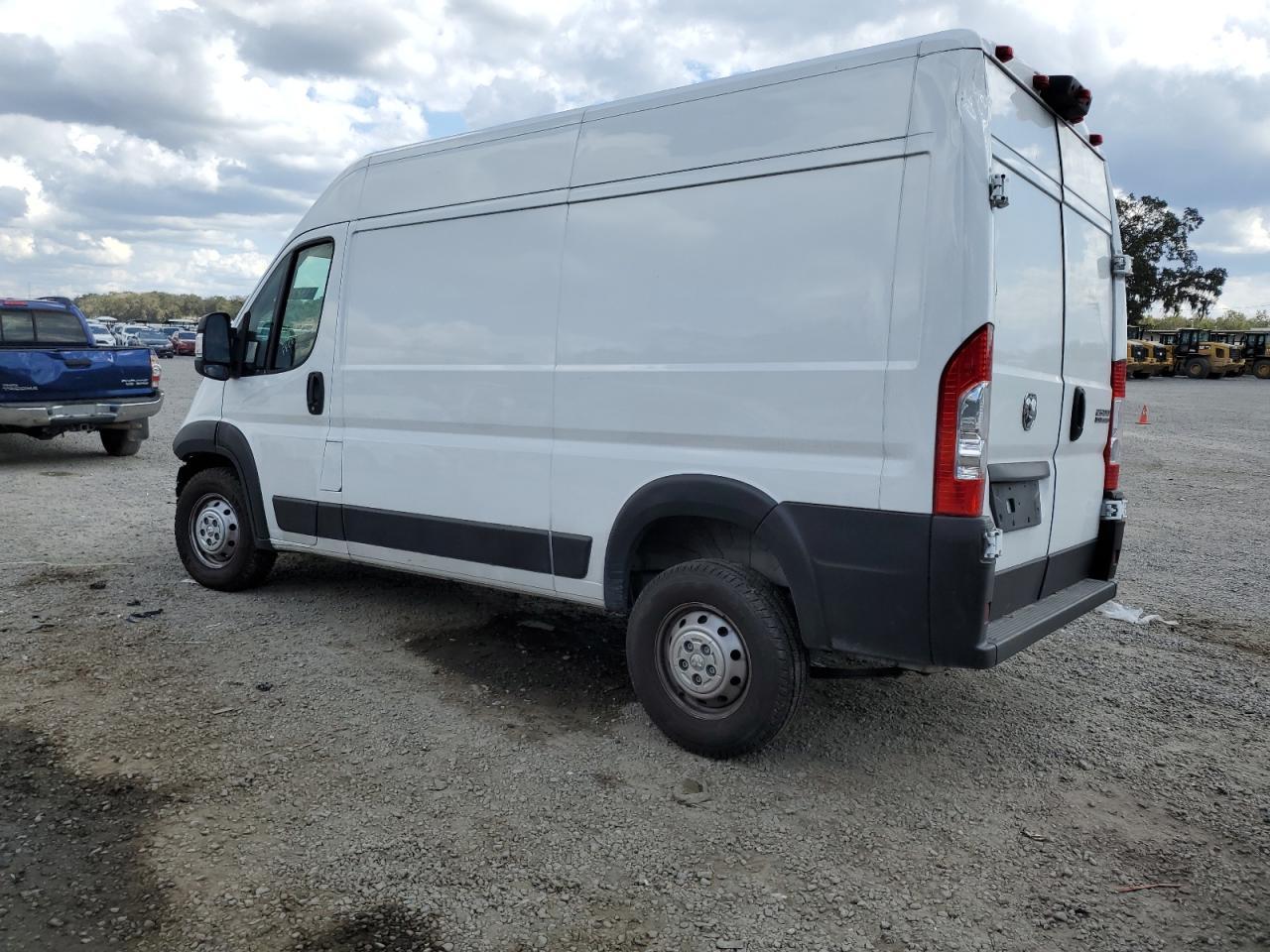 2023 Ram Promaster 2500 2500 High - Image 2