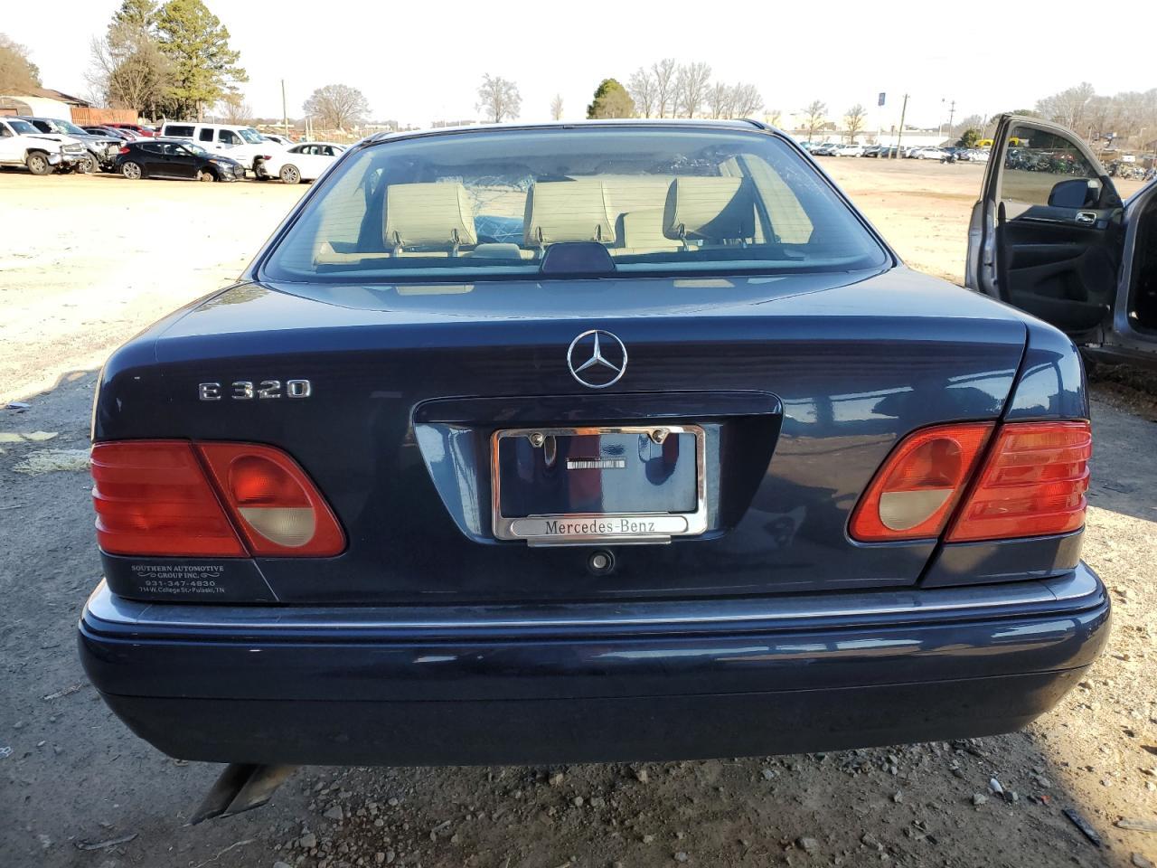 1998 Mercedes-Benz E 320 - Image 6