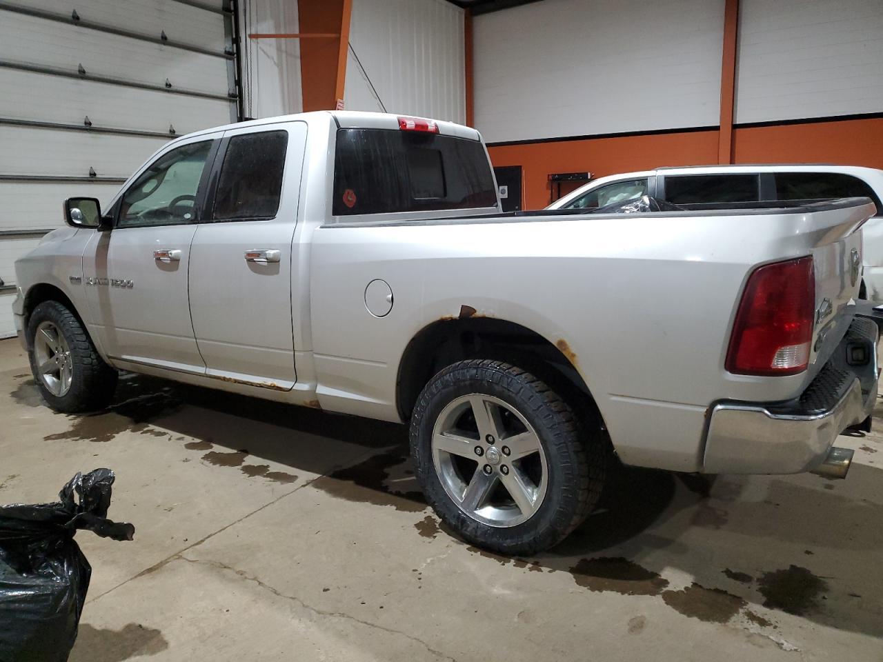 2011 Dodge Ram 1500 - Фото 2