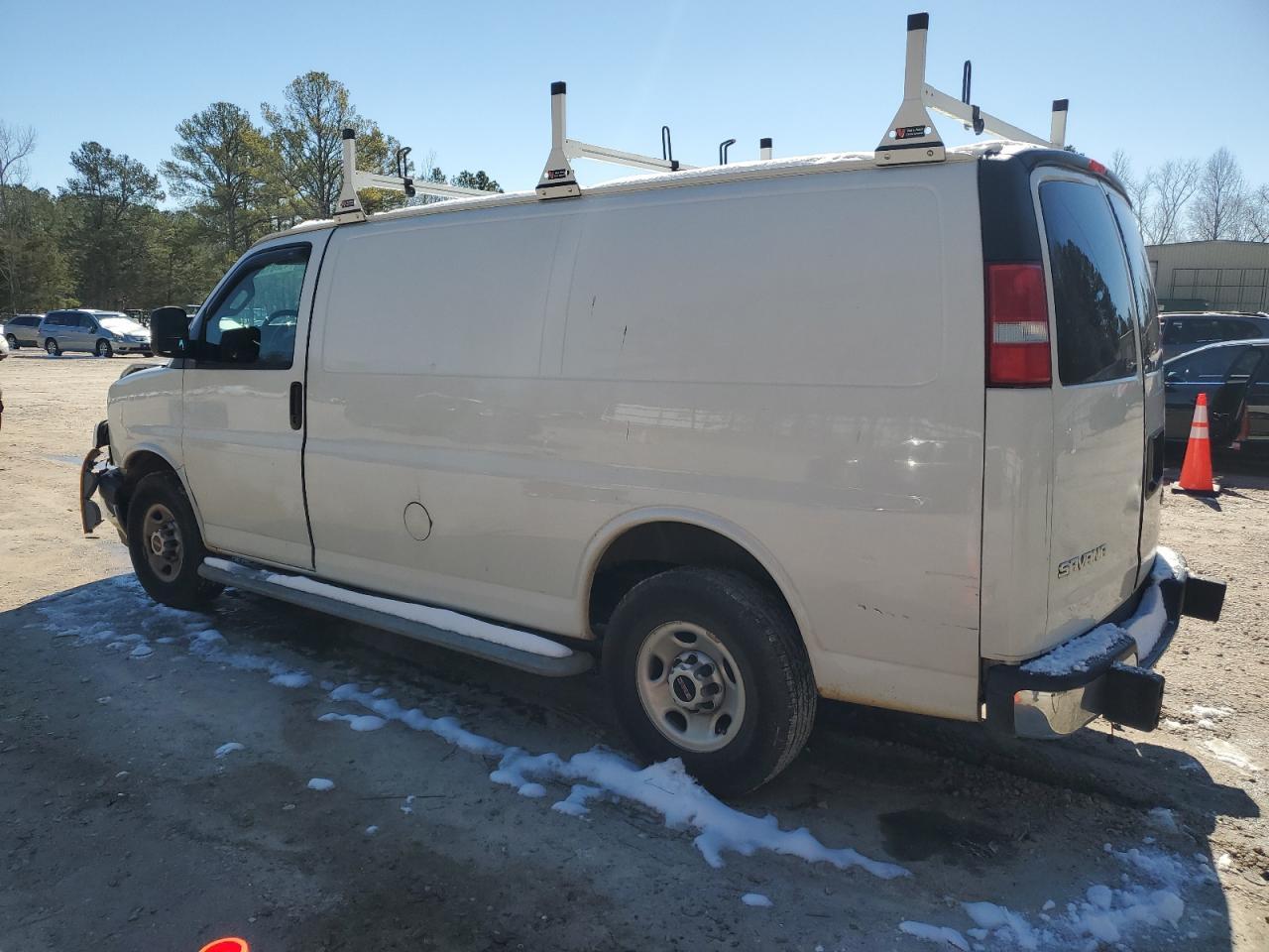 2020 GMC Savana G2500 - Фото 2