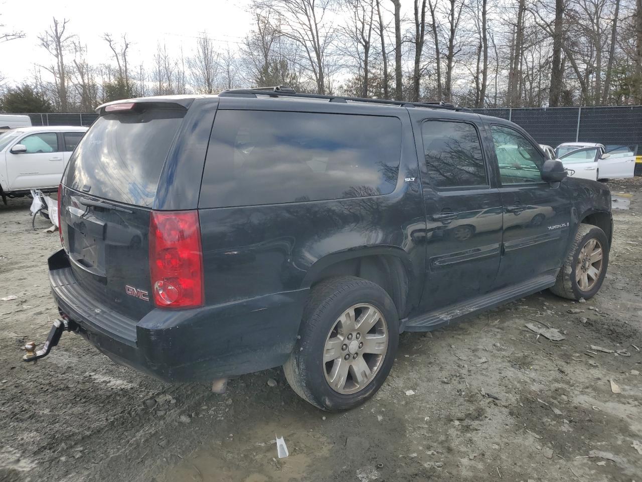 2008 GMC Yukon Xl K1500 - Фото 3