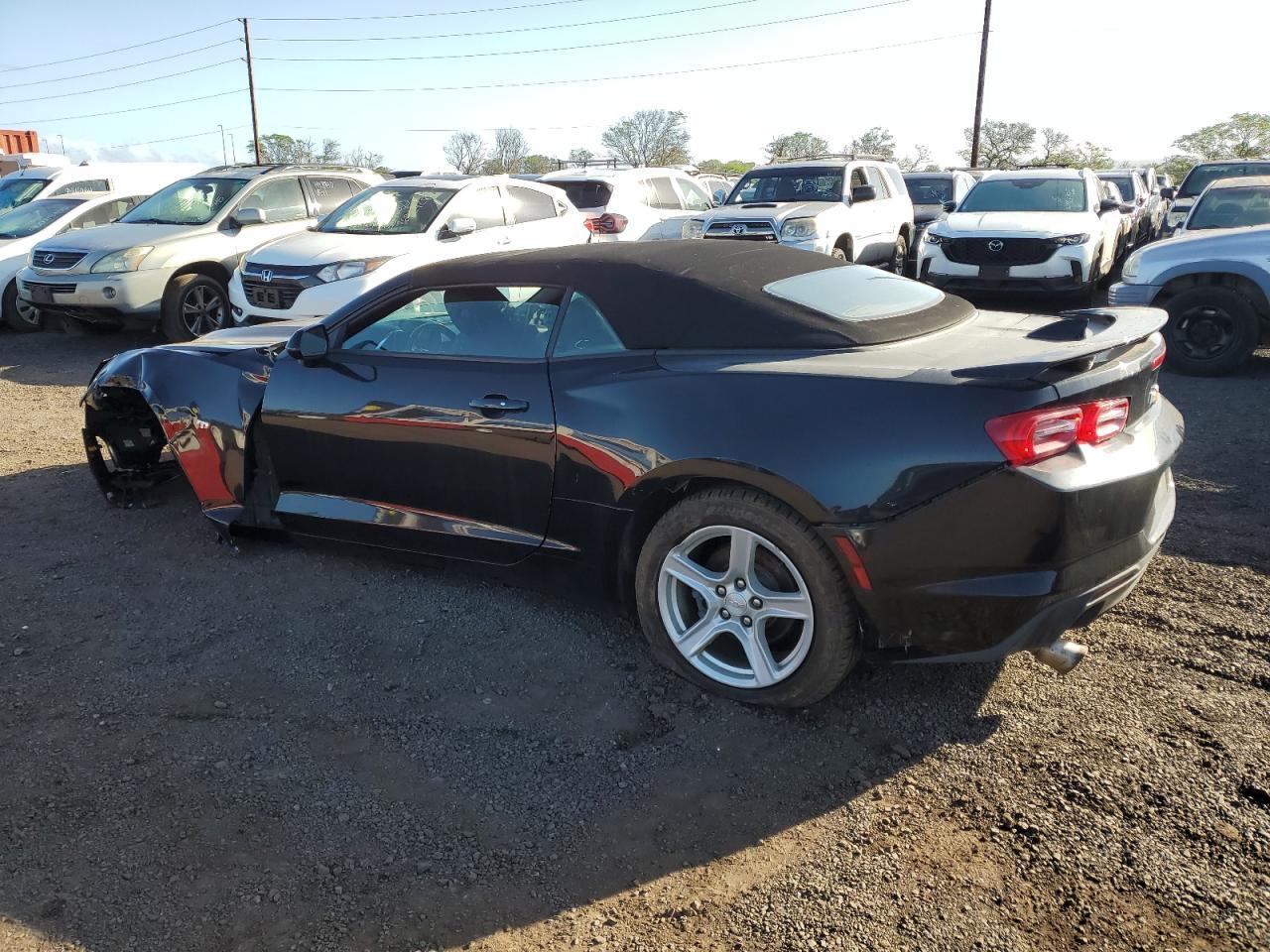 2019 Chevrolet Camaro Ls - Фото 2