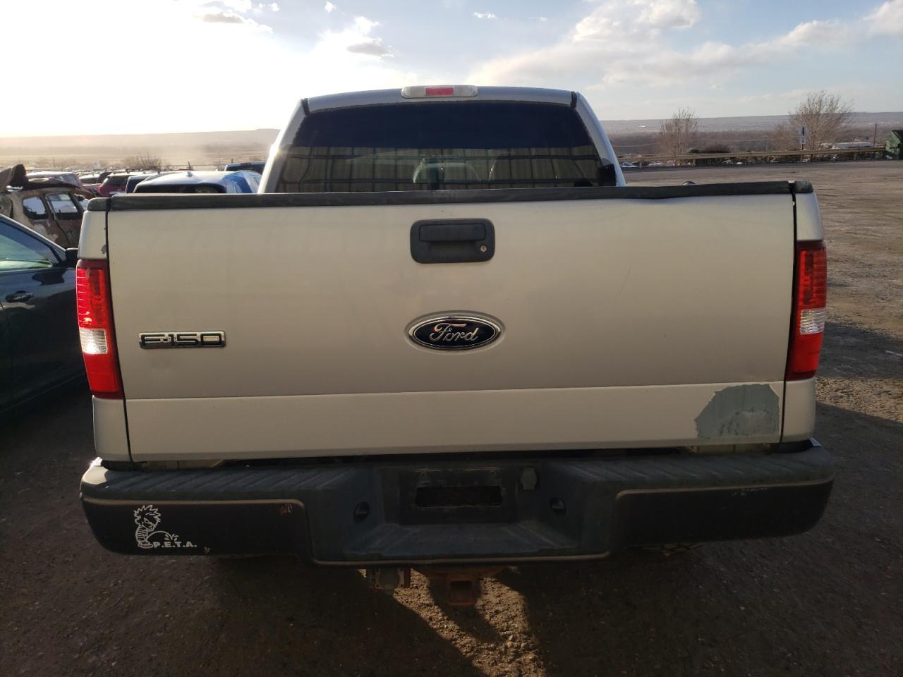 2004 Ford F150 Supercrew - Image 6