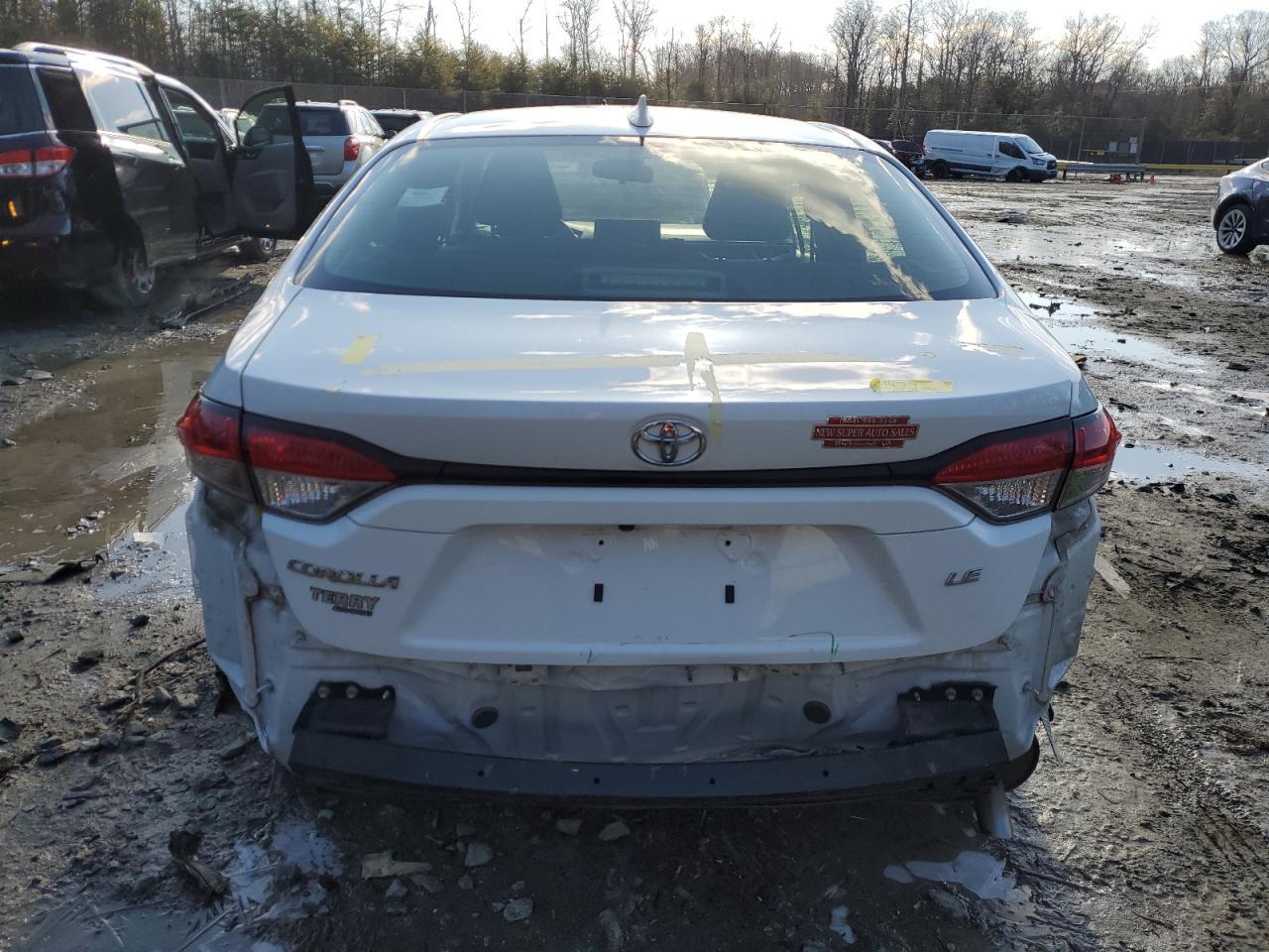 2020 Toyota Corolla Le - Image 6