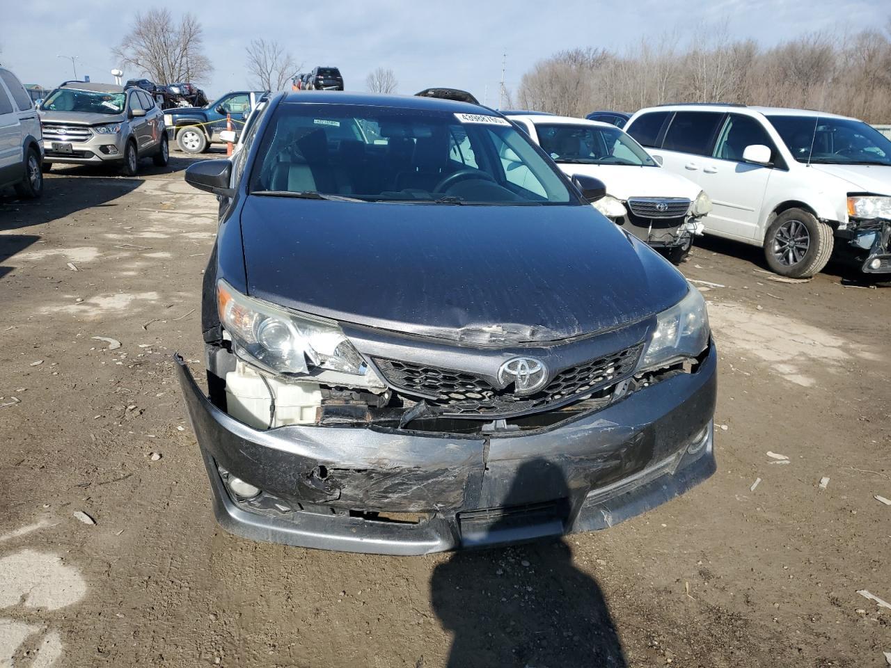 2014 Toyota Camry L - Фото 5