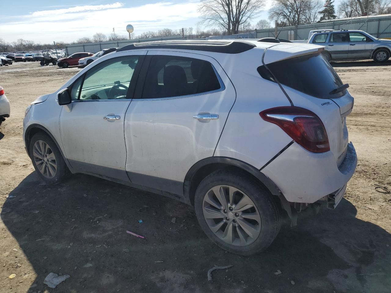 2017 Buick Encore Preferred - Фото 2
