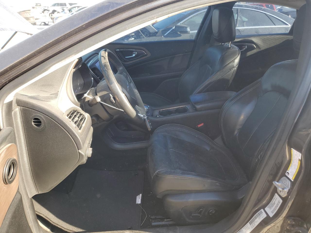 2015 Chrysler 200 C - Фото 7