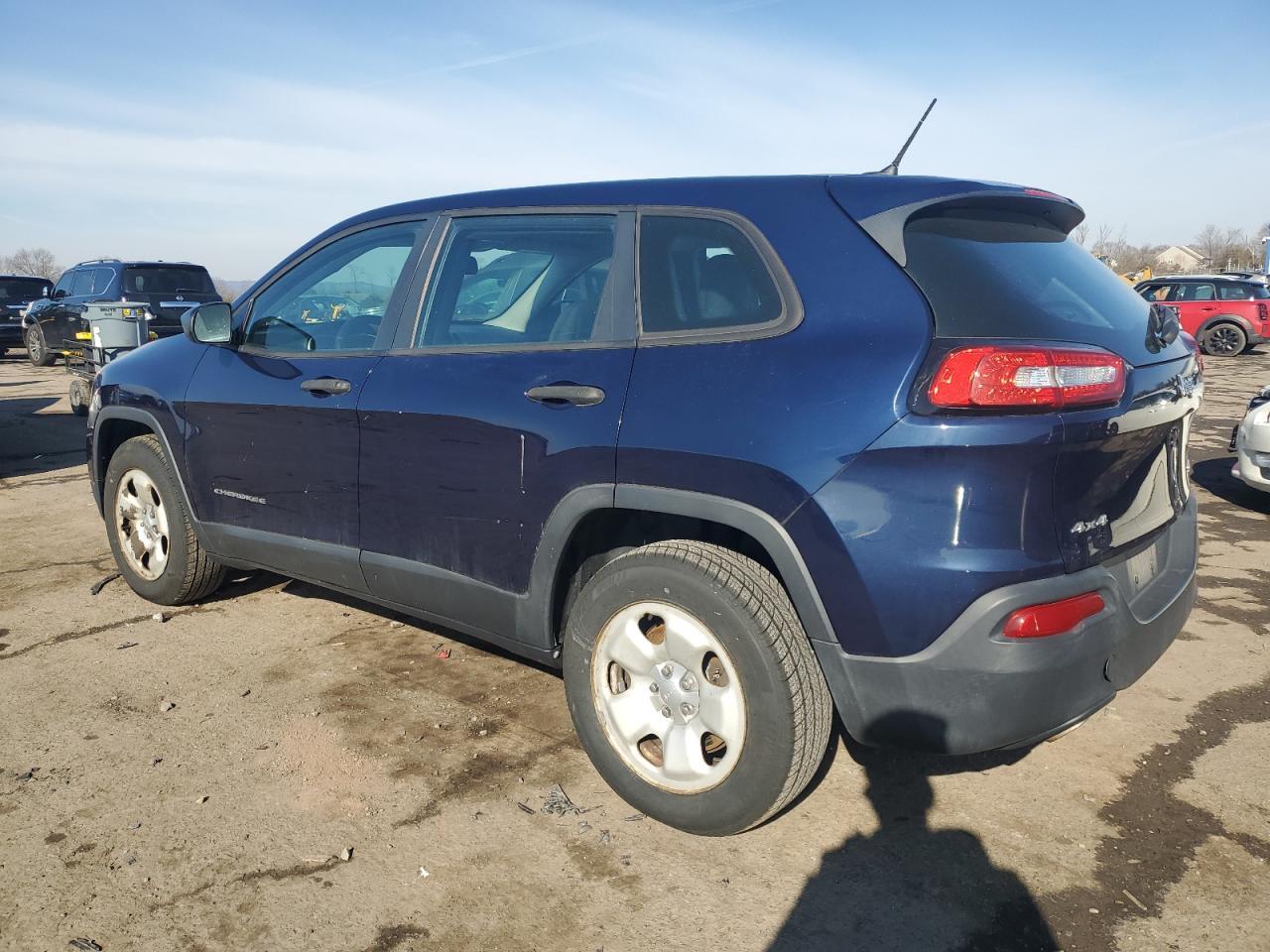 2014 Jeep Cherokee Sport - Image 2