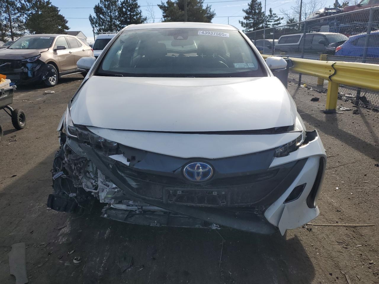 2017 Toyota Prius Prime - Фото 5