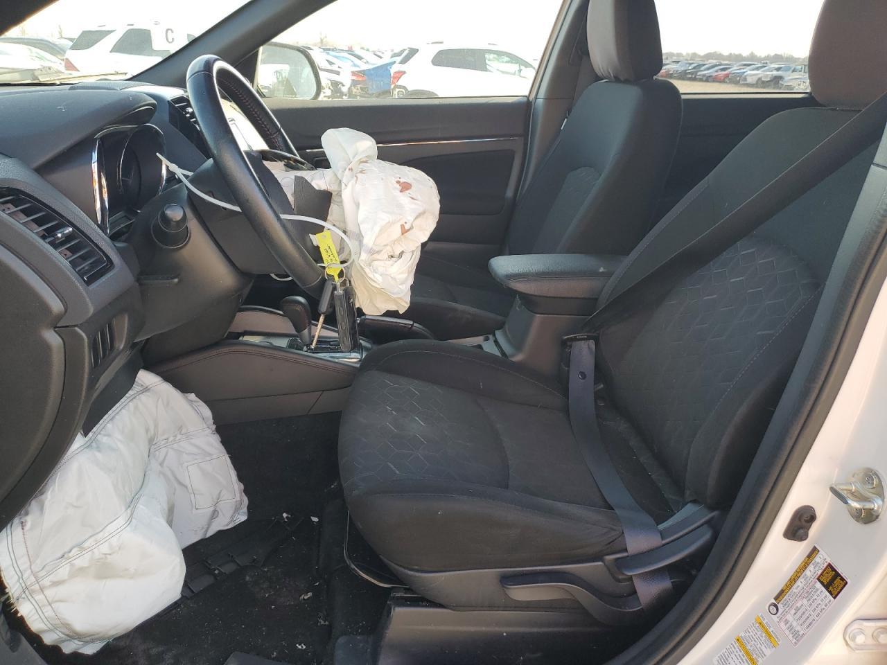 2020 Mitsubishi Outlander Sport Es - Фото 7