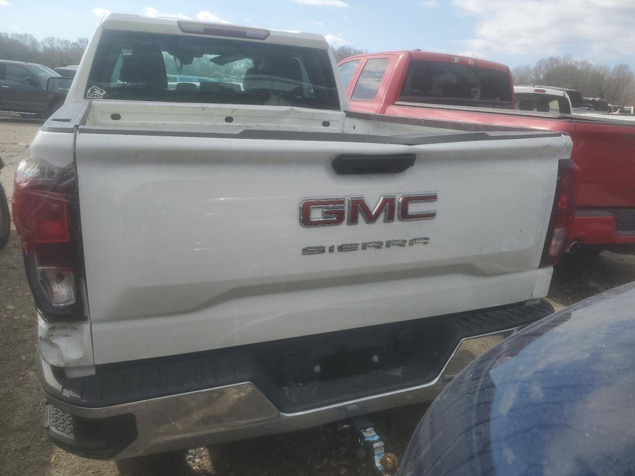 2024 GMC Sierra K1500 - Фото 6