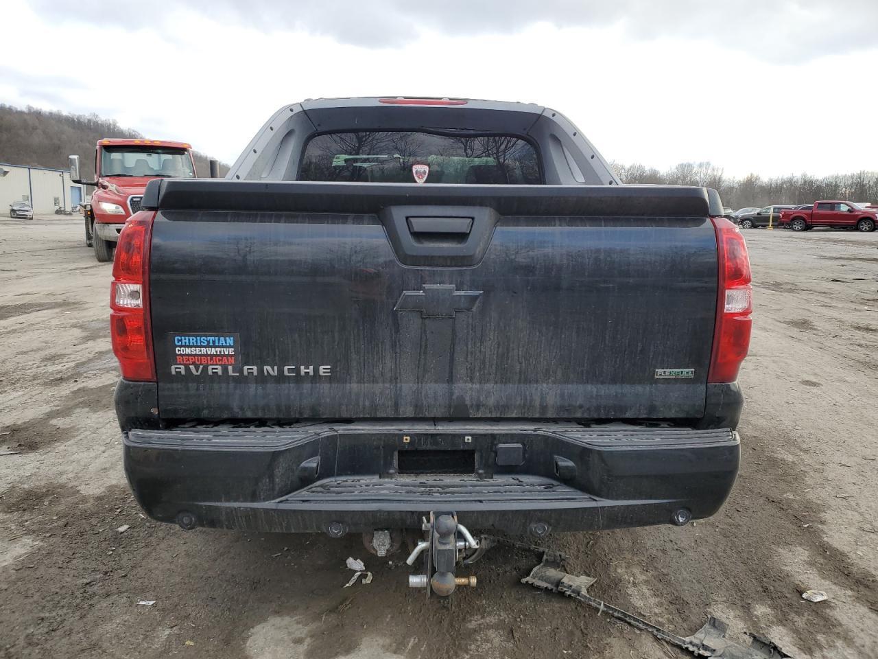 2011 Chevrolet Avalanche Lt - Фото 6