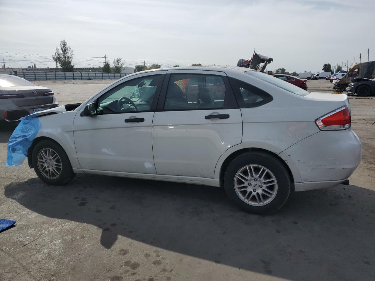 2009 Ford Focus Se - Фото 2