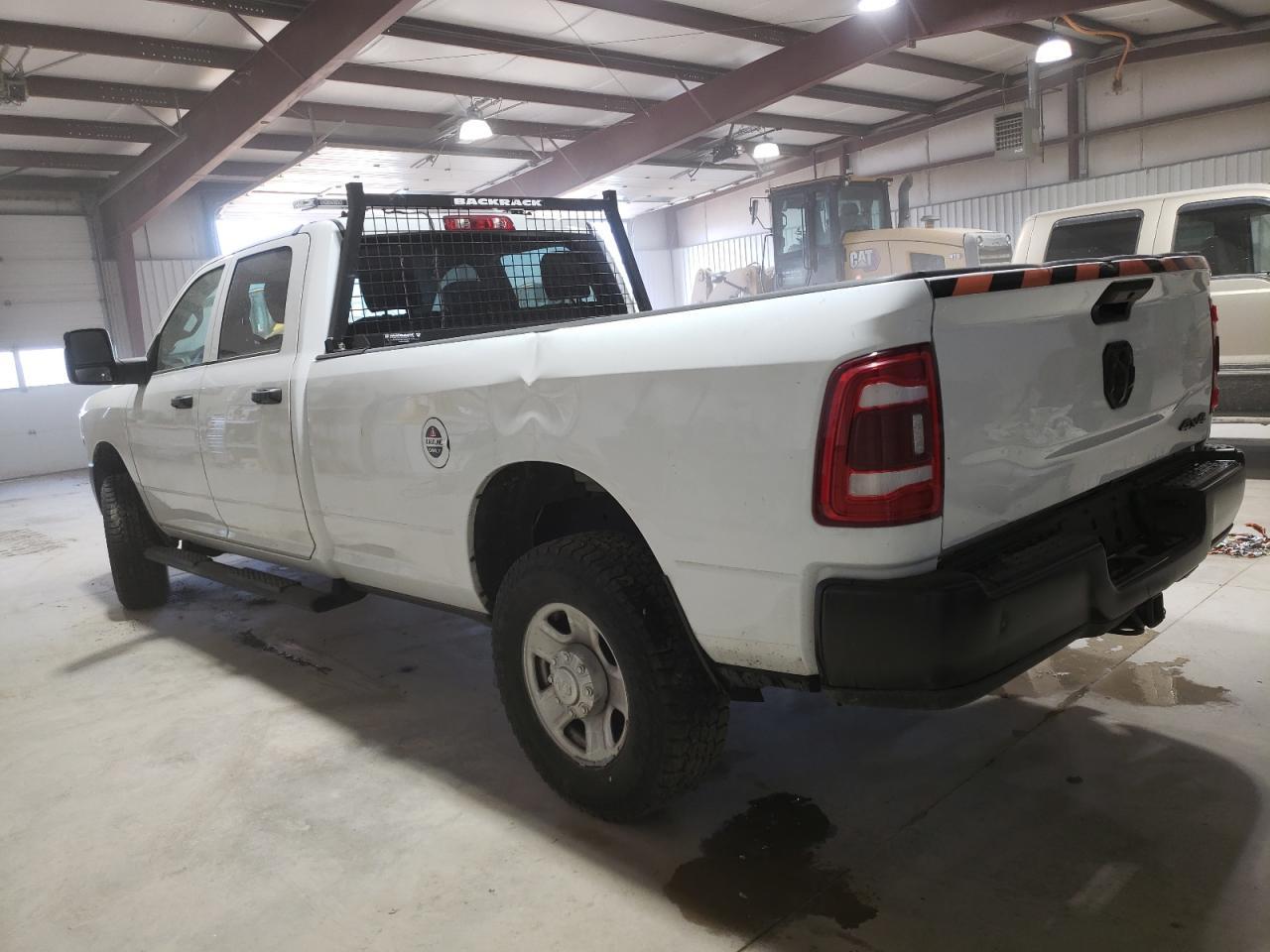 2023 Ram 3500 4Wd Crew Cab ** R & D * Pri Fleet ** - Фото 2