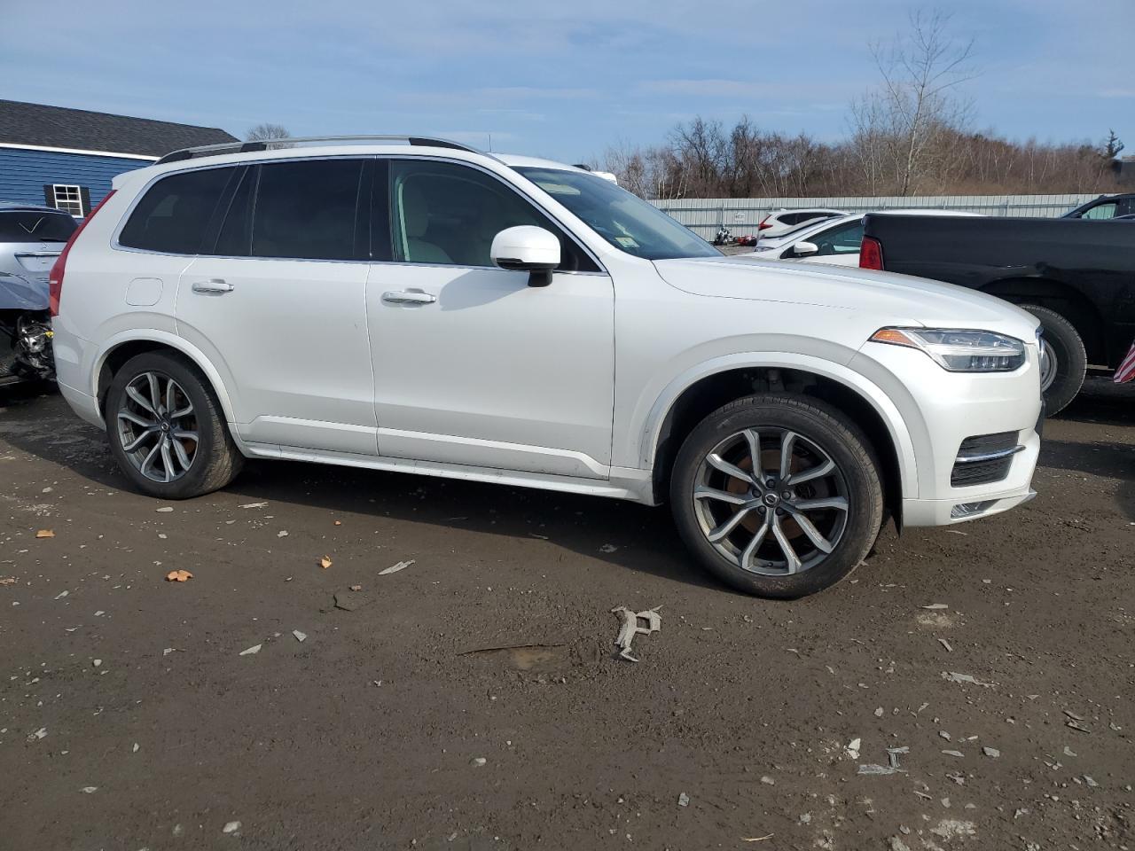 2019 Volvo Xc90 T5 Momentum - Image 4