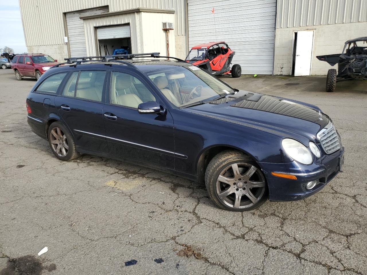 2008 Mercedes-Benz E 350 4Matic Wagon - Фото 4