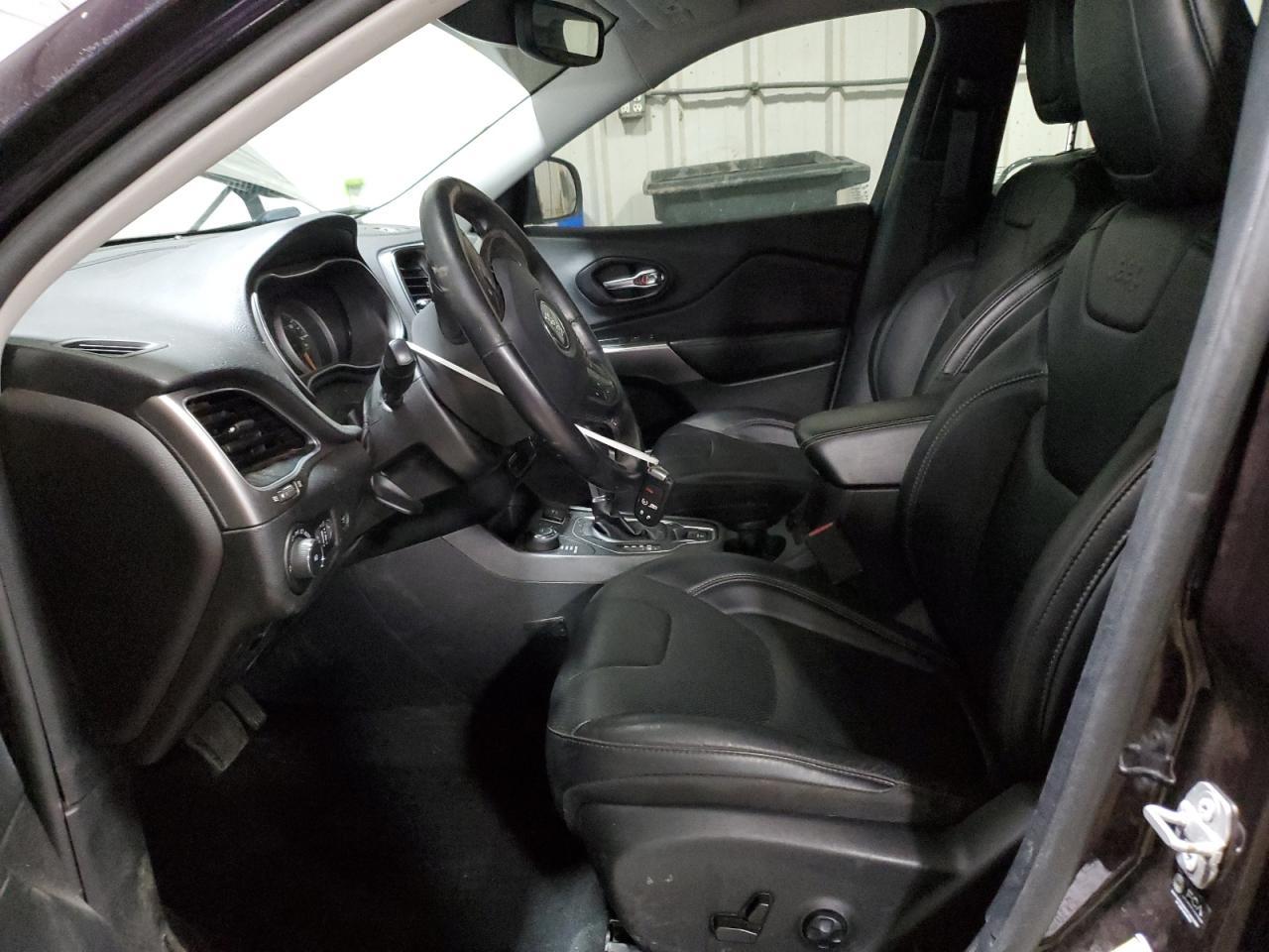 2021 Jeep Cherokee Latitude Lux - Фото 7