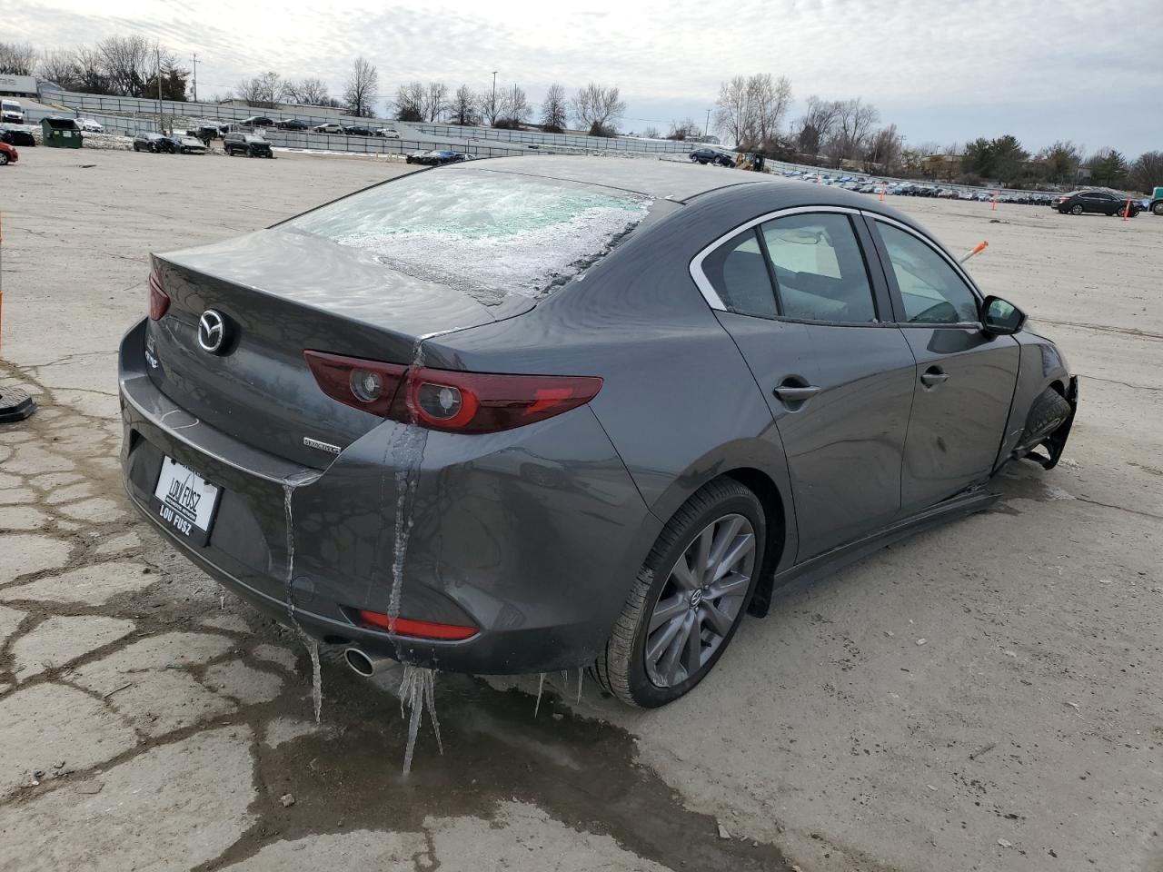 2024 Mazda 3 Preferred - Фото 3