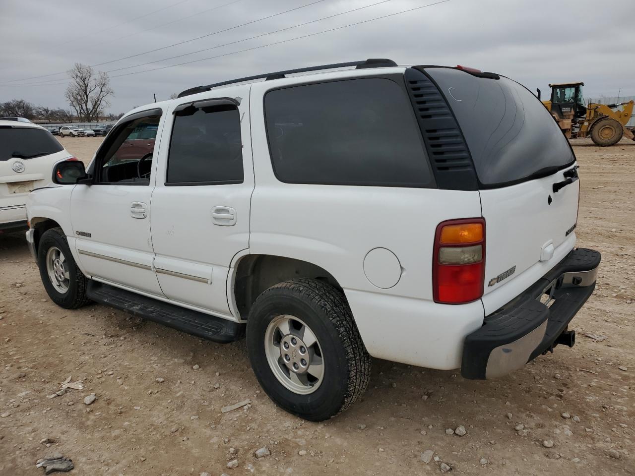 2003 Chevrolet Tahoe C1500 - Image 2