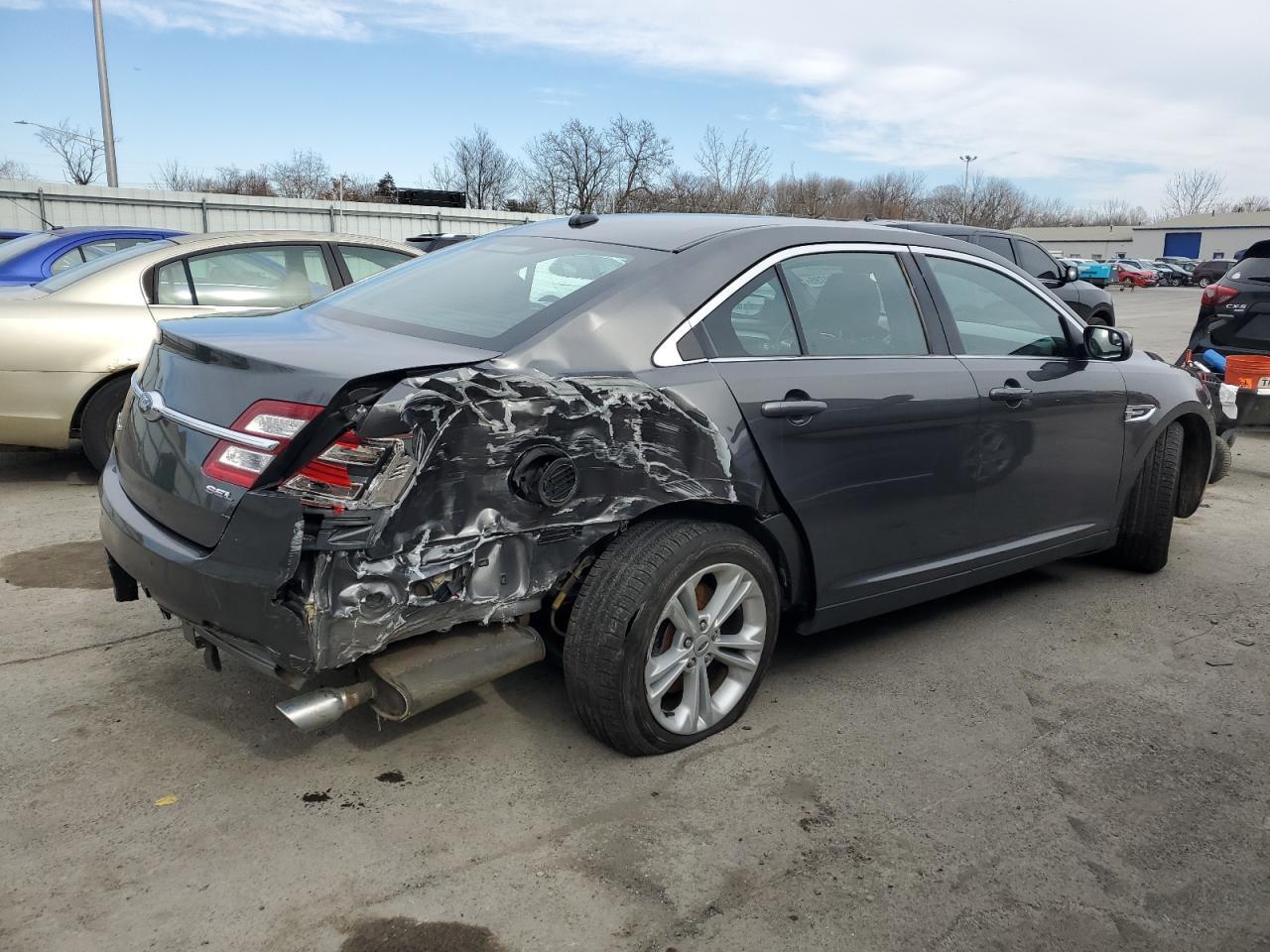 2018 Ford Taurus Sel - Image 3