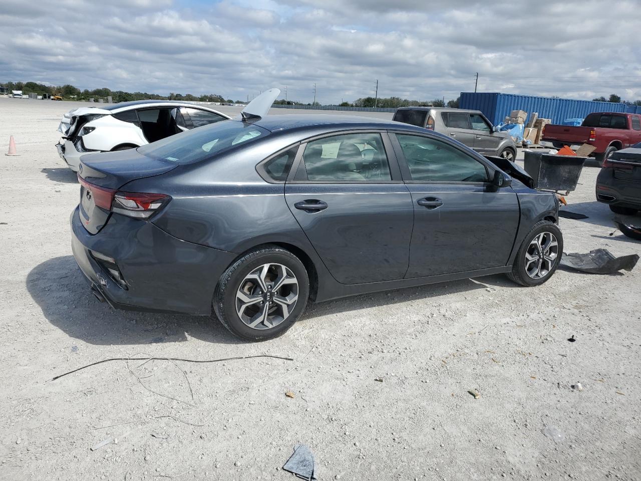 2019 Kia Forte Fe - Фото 3