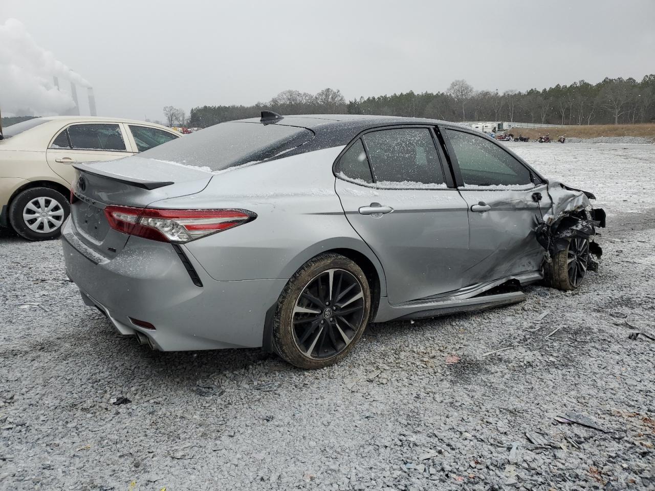 2019 Toyota Camry Xse - Image 3