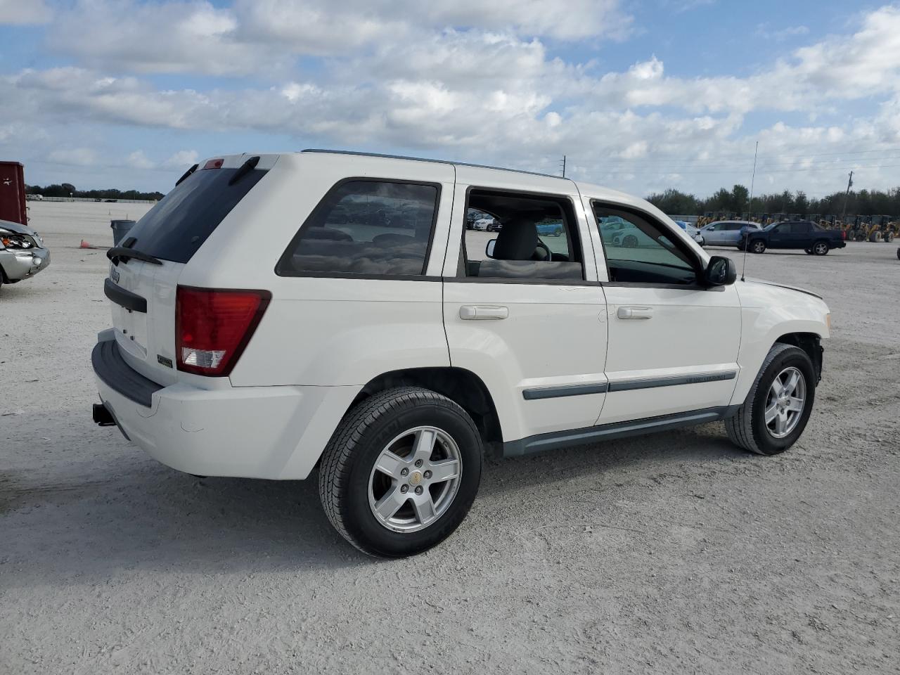 2007 Jeep Grand Cherokee Laredo - Фото 3