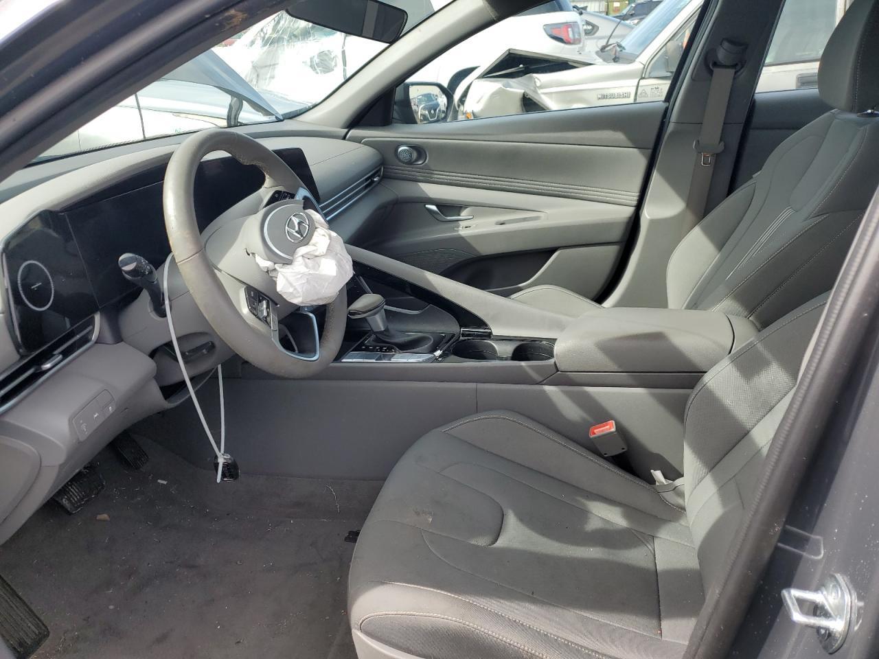 2023 Hyundai Elantra Sel - Фото 7